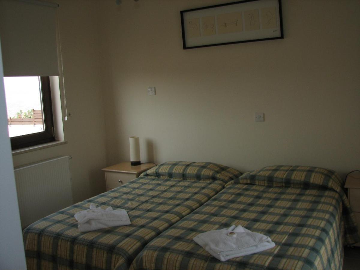 Hill View Hotel Apartments Pissouri Quarto foto